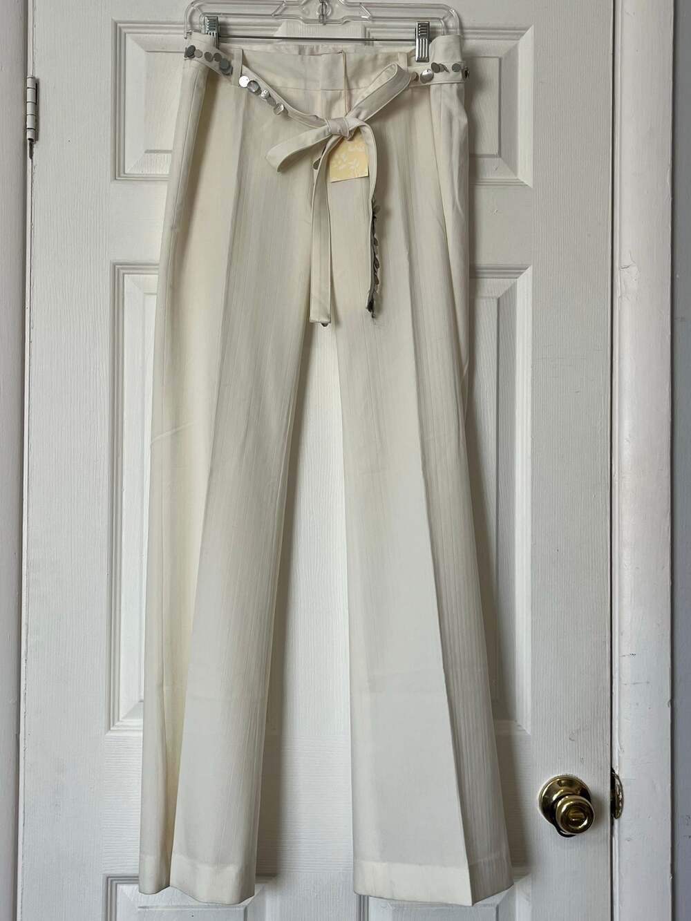 Miss Me White Trousers w/Shell Sequin Belt - Size L - NWT